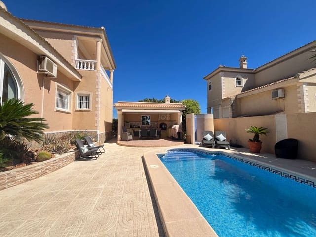 4 quarto Moradia para venda em Ciudad Quesada, Rojales com piscina - 575 000 € (Ref: 10085717)