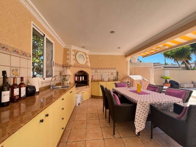 4 quarto Moradia para venda em Ciudad Quesada, Rojales com piscina - 575 000 € (Ref: 10085717)