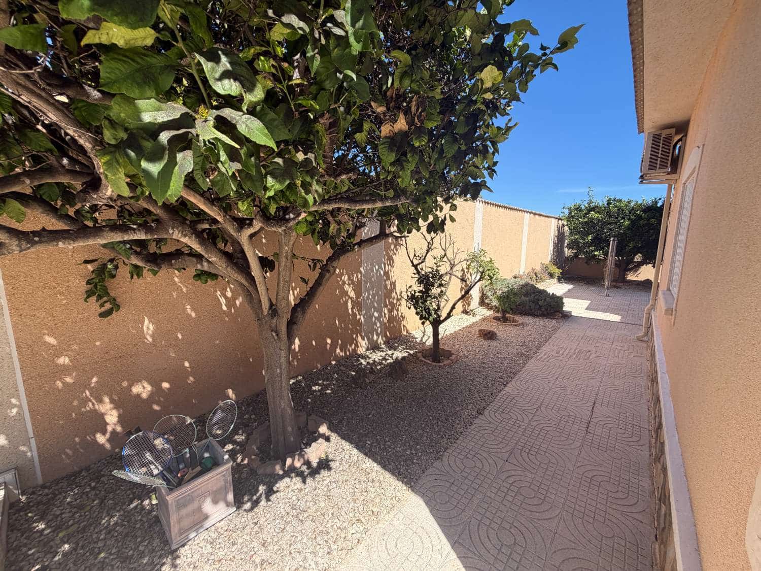 4 quarto Moradia para venda em Ciudad Quesada com piscina - 575 000 € (Ref: 10085717)