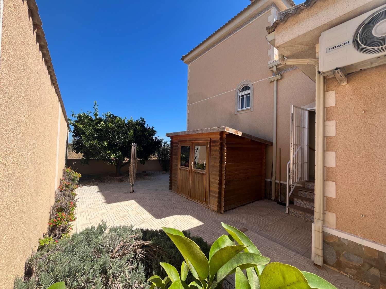 4 quarto Moradia para venda em Ciudad Quesada com piscina - 575 000 € (Ref: 10085717)