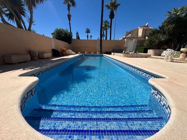 4 quarto Moradia para venda em Ciudad Quesada, Rojales com piscina - 575 000 € (Ref: 10085717)