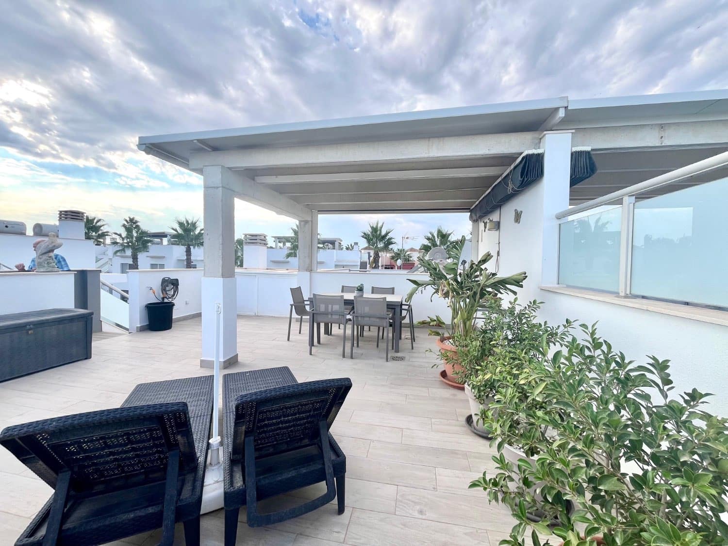 2 soveværelse Bungalow til salg i Torrevieja med swimmingpool - € 275.000 (Ref: 10085718)