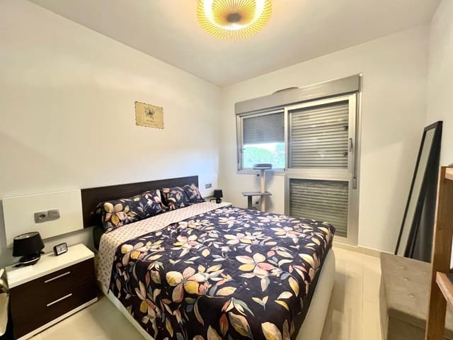2 soveværelse Bungalow til salg i Torrevieja med swimmingpool - € 275.000 (Ref: 10085718)
