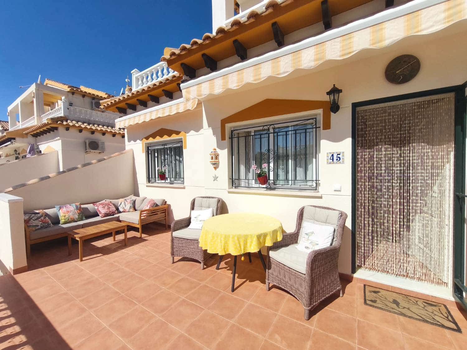 Piso de 2 habitaciones en Orihuela en venta con piscina - 239.900 € (Ref: 10101837)