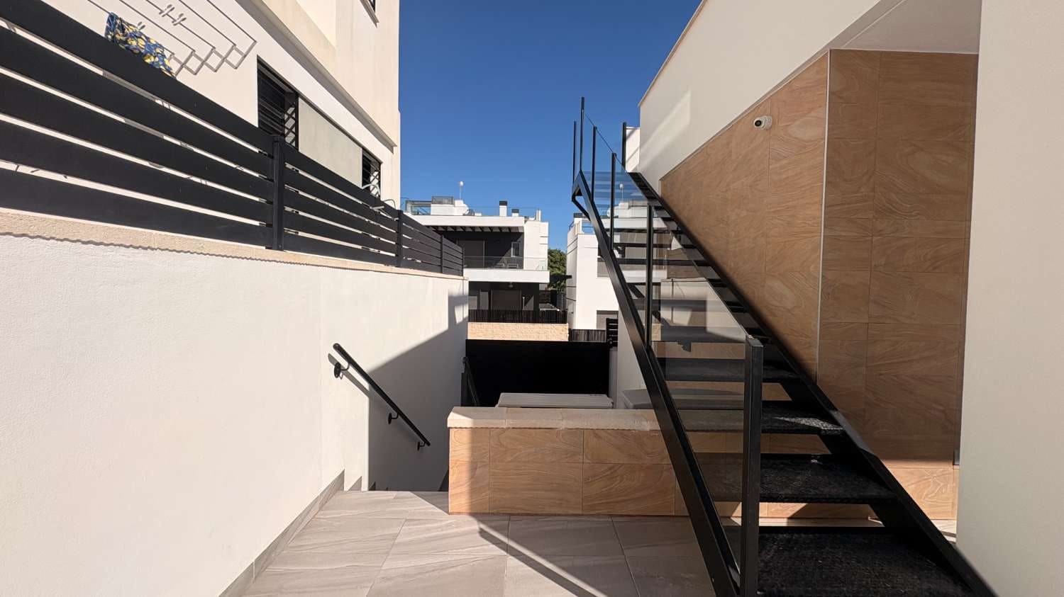 5 bedroom Villa for sale in Orihuela with pool garage - € 547,000 (Ref: 10101838)