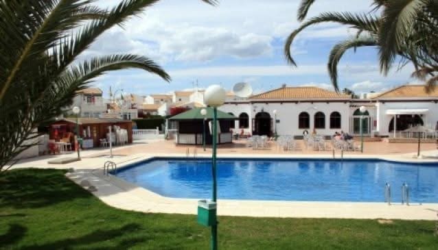 Apartamento Playa de 3 habitaciones en Orihuela en venta con piscina - 181.000 € (Ref: 10108934)