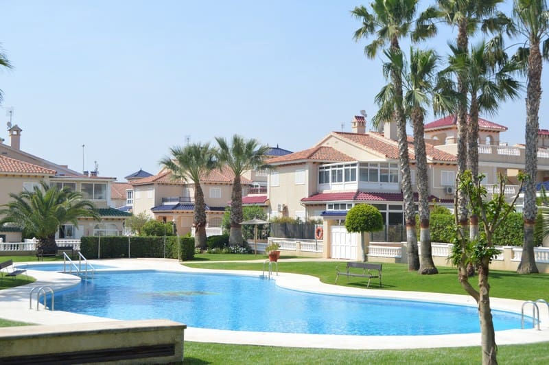 2 sovrum Strandlägenhet till salu i Orihuela med pool - 179 500 € (Ref: 10135685)