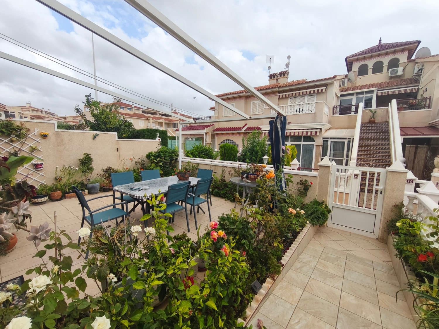 2 sovrum Strandlägenhet till salu i Orihuela med pool - 179 500 € (Ref: 10135685)