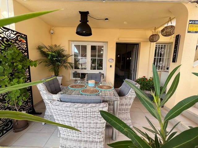 3 quarto Casa em Banda para venda em Orihuela com piscina - 329 000 € (Ref: 10135686)