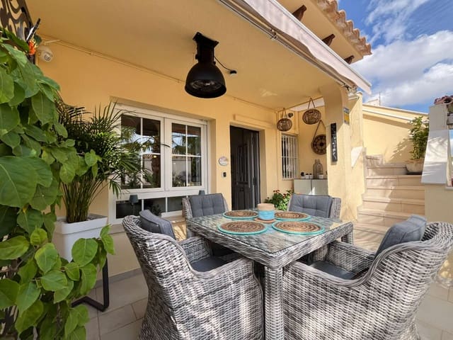 3 quarto Casa em Banda para venda em Orihuela com piscina - 329 000 € (Ref: 10135686)