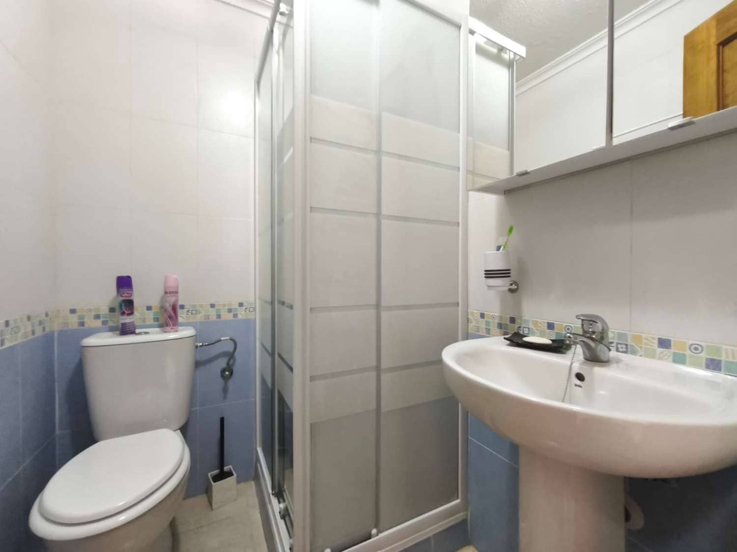 2 bedroom Beach Apartment for sale in Orihuela with pool - € 179,000 (Ref: 10139173)