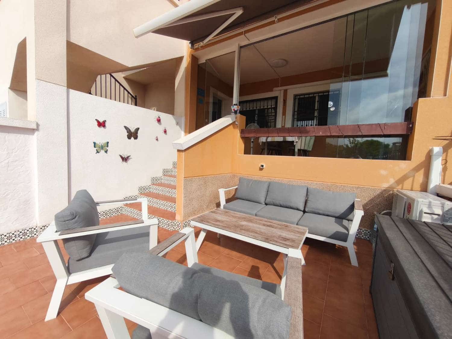 2 bedroom Beach Apartment for sale in Orihuela with pool - € 179,000 (Ref: 10139173)