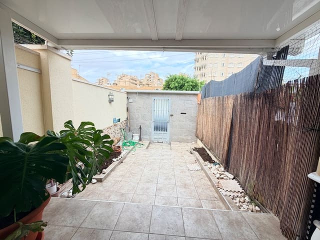 2 chambre Appartement de Plage à vendre à Nueva Torrevieja, Torrevieja - 157 900 € (Ref: 10139174)