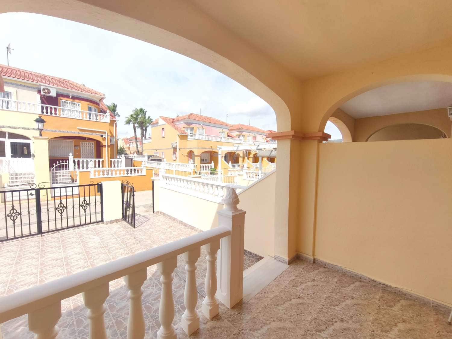 2 makuuhuone Asunto myytävänä paikassa Orihuela mukana uima-altaan - 179 900 € (Ref: 10141707)