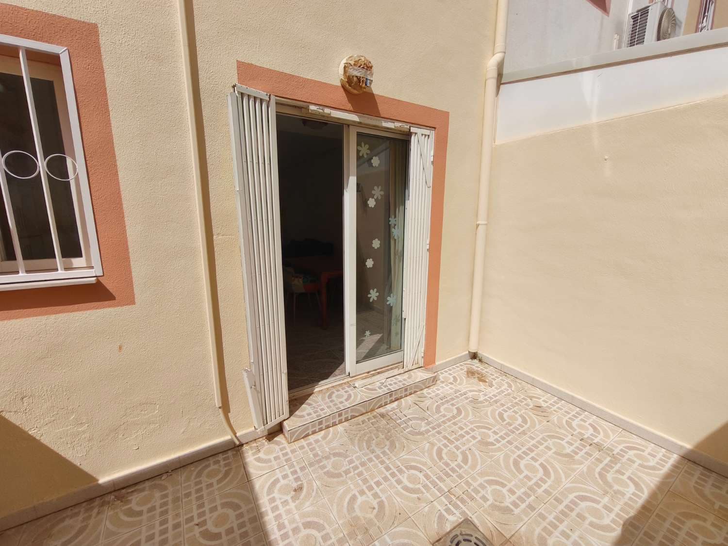 2 makuuhuone Asunto myytävänä paikassa Orihuela mukana uima-altaan - 179 900 € (Ref: 10141707)