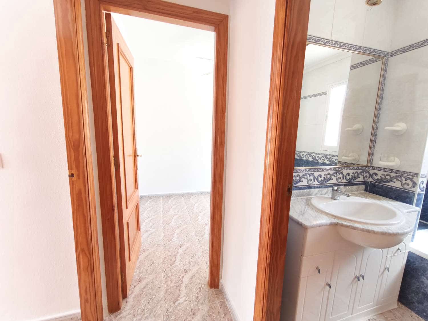 2 makuuhuone Asunto myytävänä paikassa Orihuela mukana uima-altaan - 179 900 € (Ref: 10141707)
