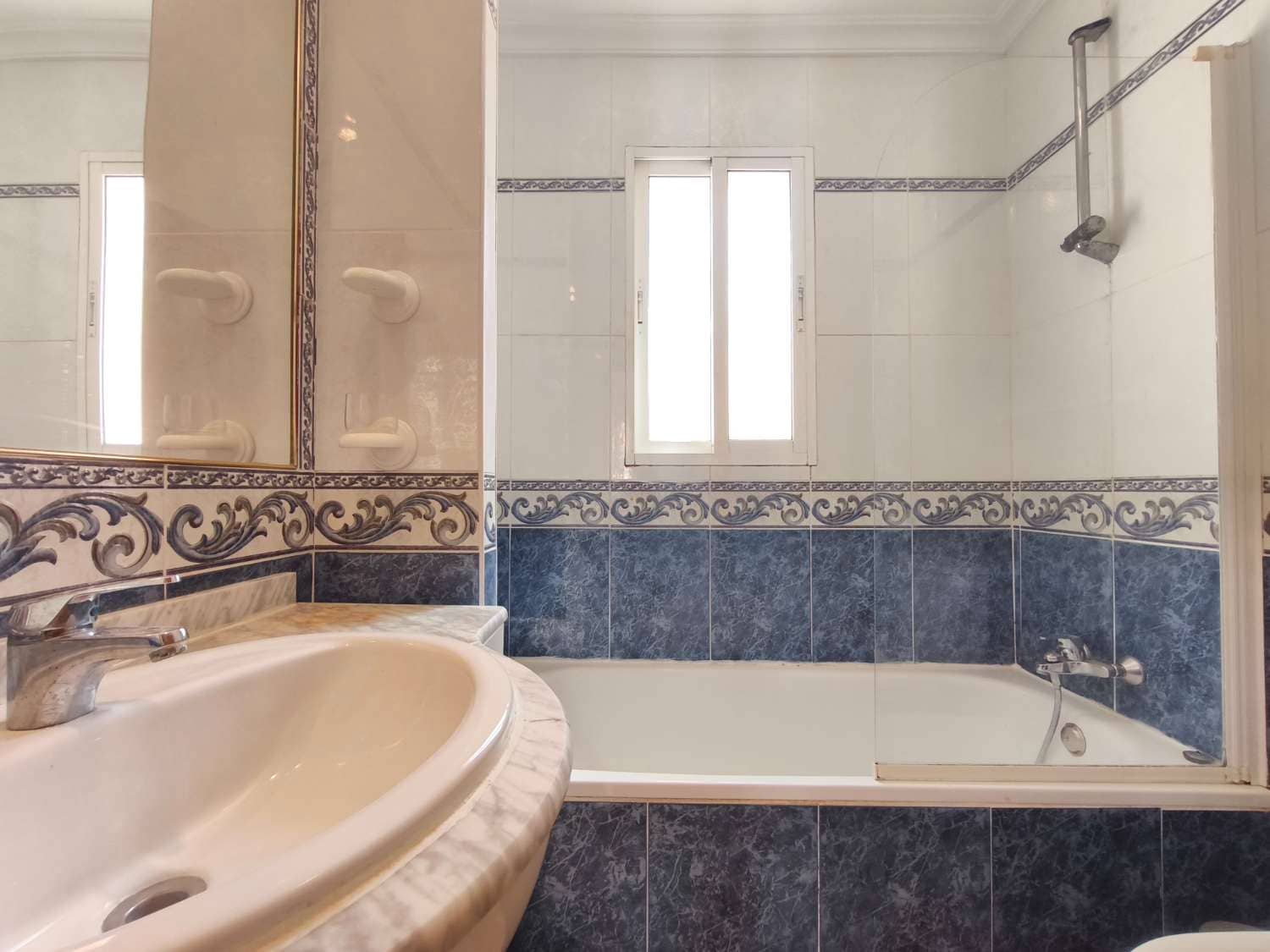 2 makuuhuone Asunto myytävänä paikassa Orihuela mukana uima-altaan - 179 900 € (Ref: 10141707)