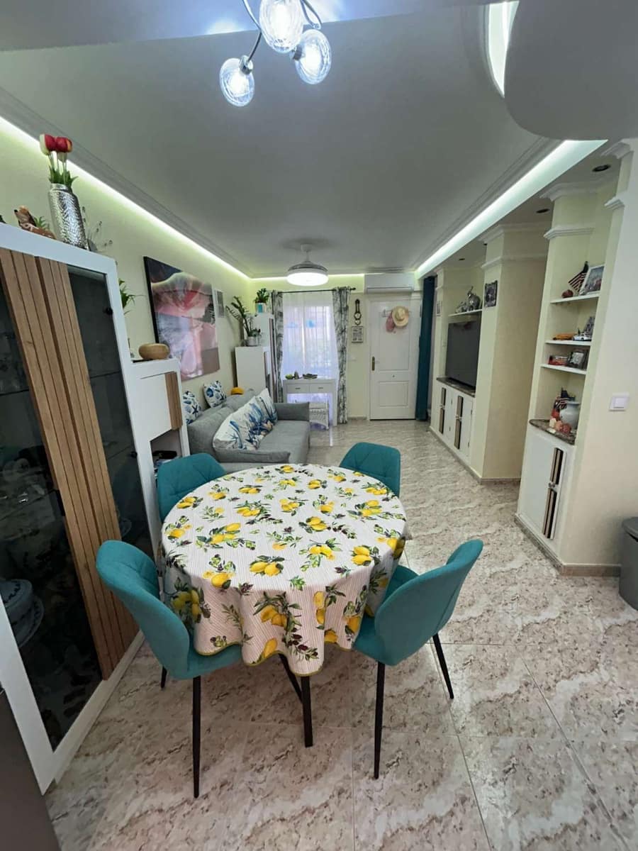 2 soveværelse Lejlighed til salg i San Miguel de Salinas med swimmingpool garage - € 268.000 (Ref: 10145770)