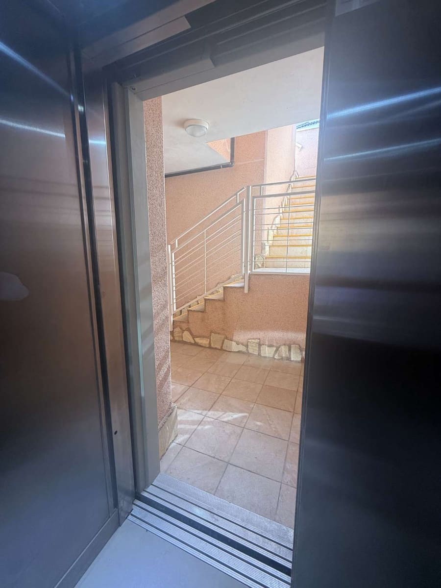 2 sypialnia Apartament na sprzedaż w Orihuela Costa z basenem garażem - 250 000 € (Ref: 10157277)