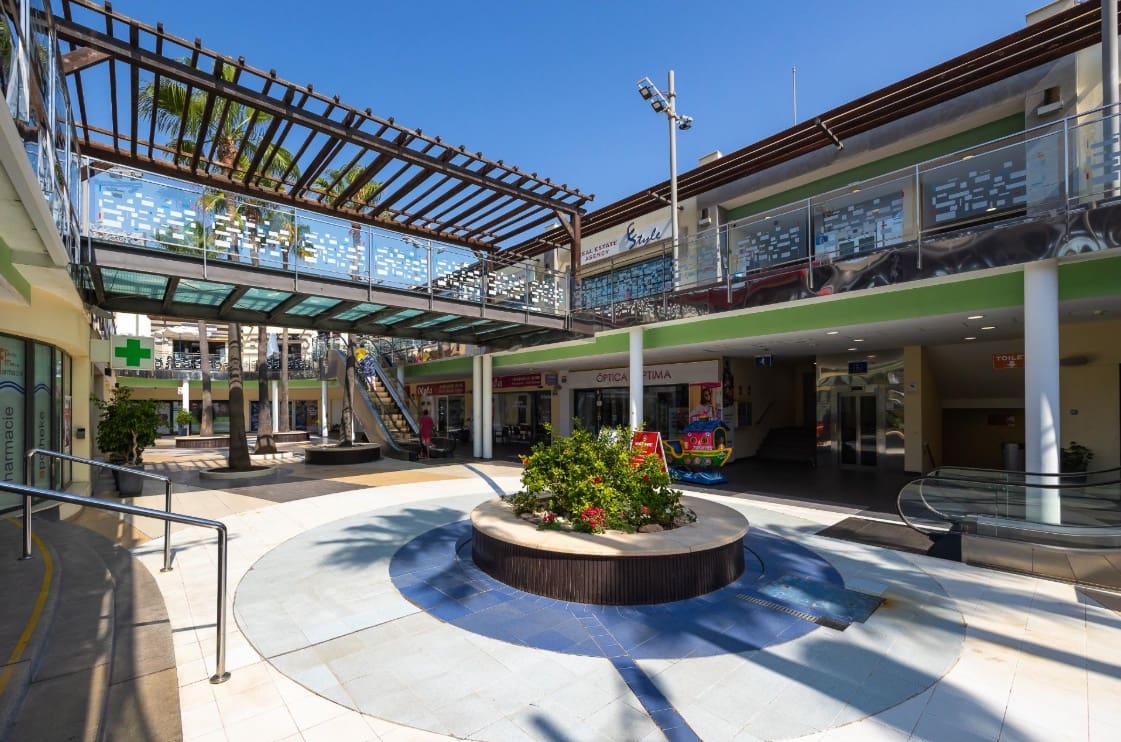 2 sypialnia Apartament na sprzedaż w Orihuela Costa z basenem garażem - 250 000 € (Ref: 10157277)