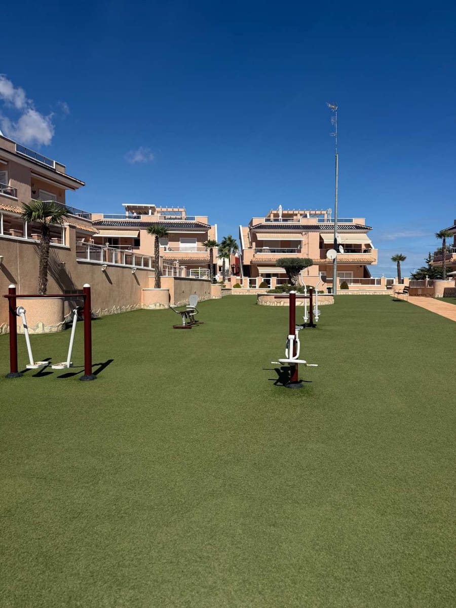 2 sypialnia Apartament na sprzedaż w Orihuela Costa z basenem garażem - 250 000 € (Ref: 10157277)