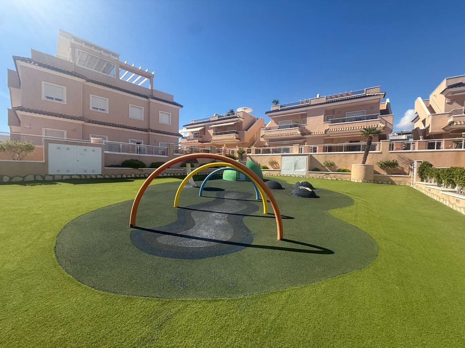 2 sypialnia Apartament na sprzedaż w Orihuela Costa z basenem garażem - 250 000 € (Ref: 10157277)