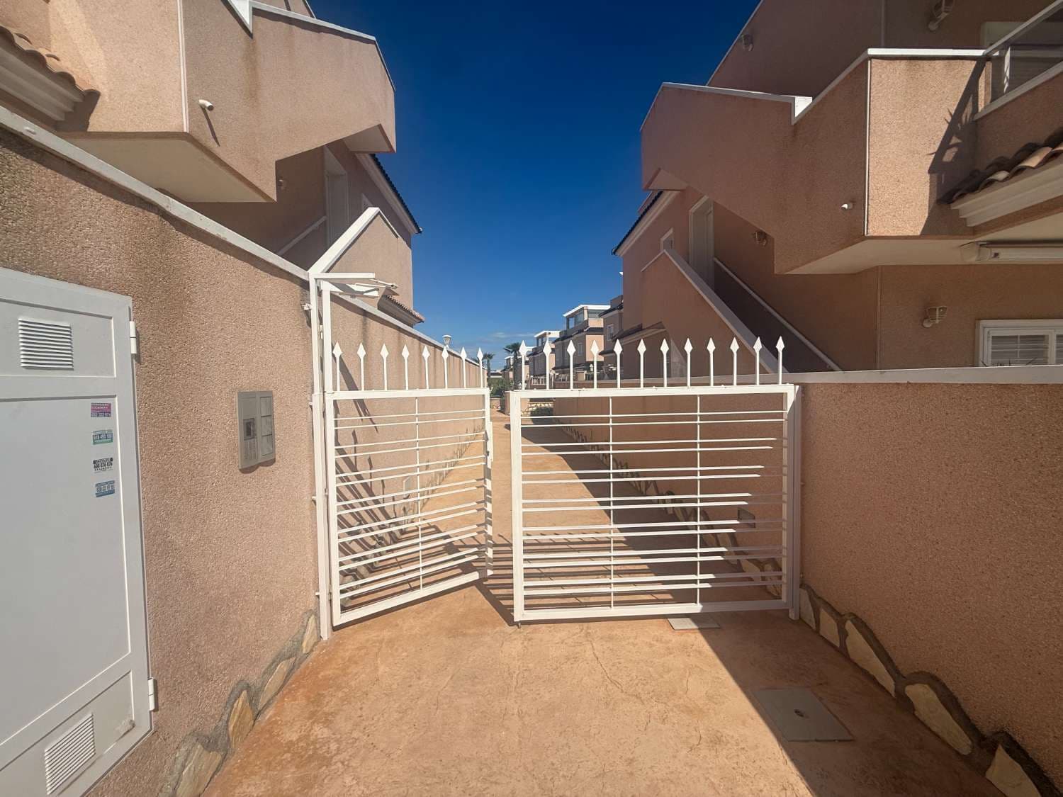 2 sypialnia Apartament na sprzedaż w Orihuela Costa z basenem garażem - 250 000 € (Ref: 10157277)