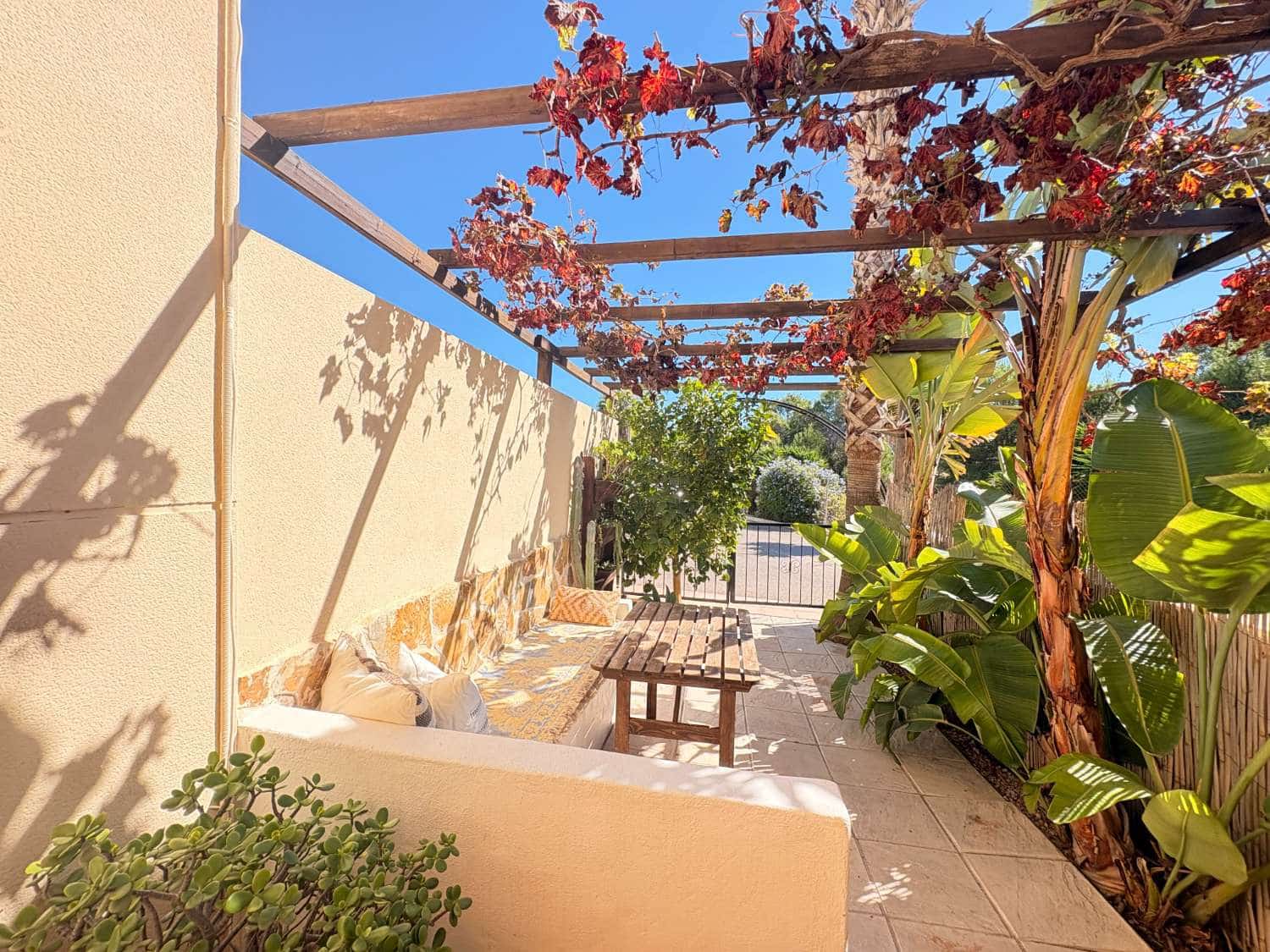 2 bedroom Townhouse for sale in Orihuela with pool garage - € 190,000 (Ref: 10157279)