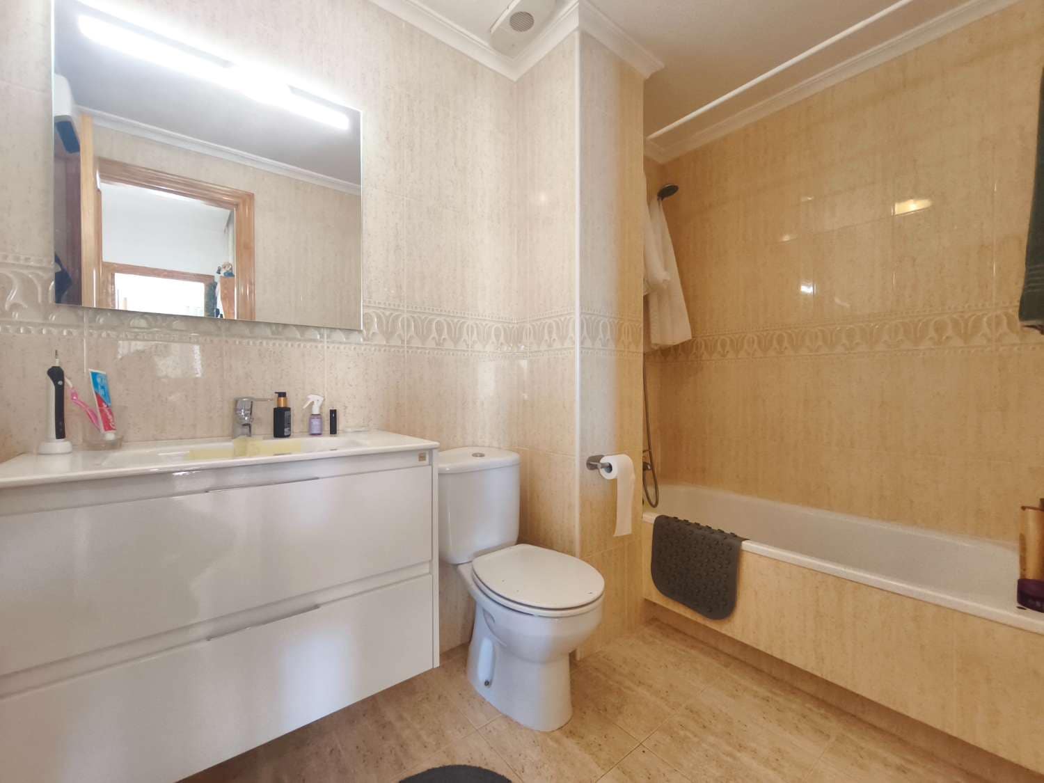 2 sypialnia Apartament przy plaży na sprzedaż w Orihuela z basenem - 215 000 € (Ref: 10157280)