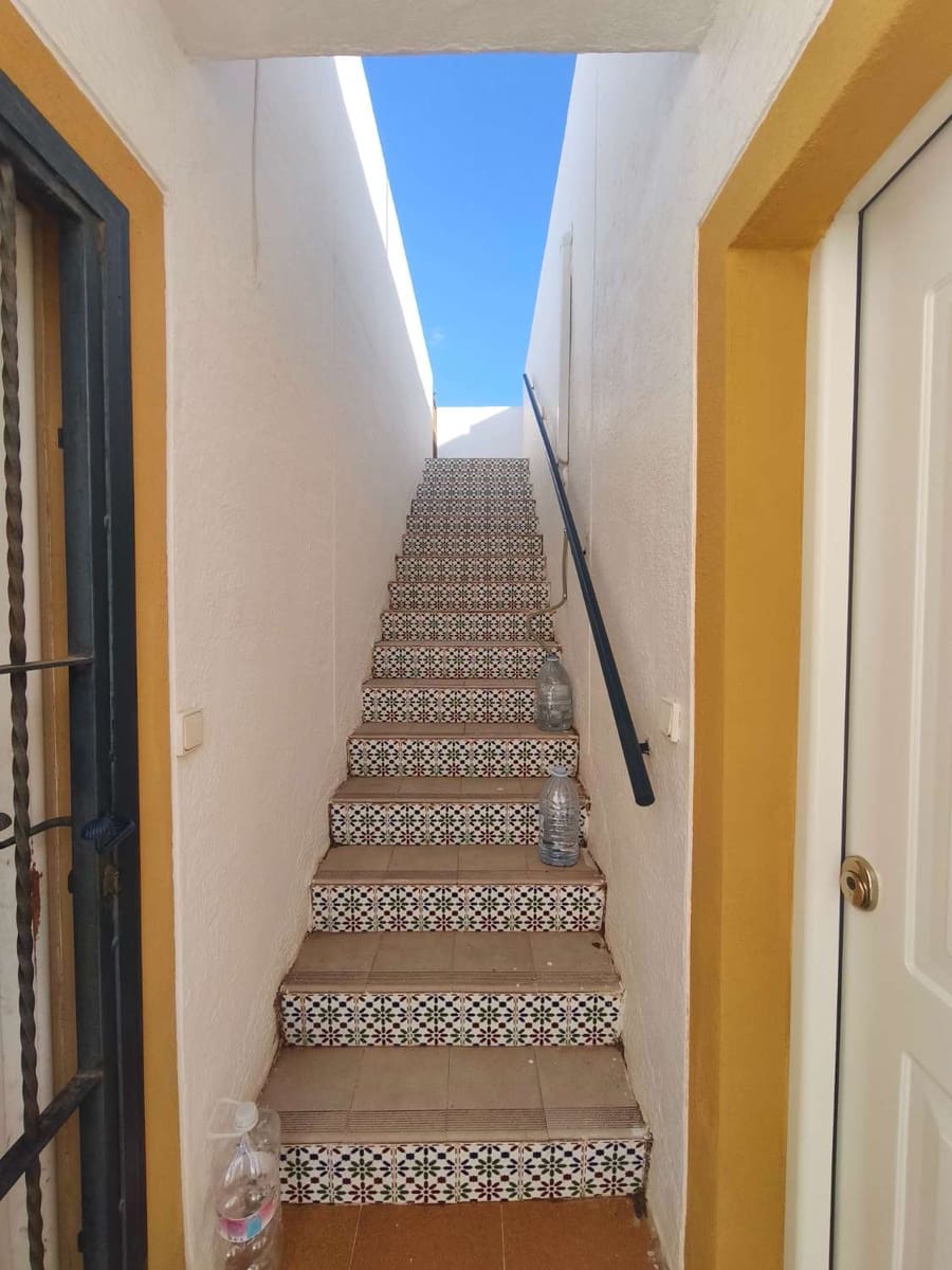 3 makuuhuone Ranta-asunto myytävänä paikassa Orihuela mukana uima-altaan - 155 000 € (Ref: 10159019)