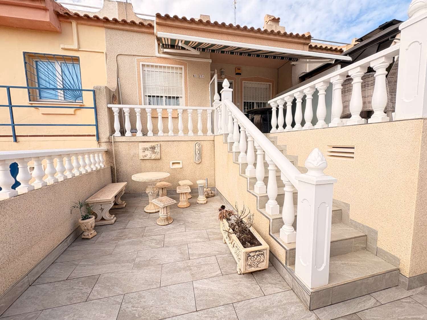 2 bedroom Bungalow for sale in Orihuela with pool - € 185,000 (Ref: 10161029)