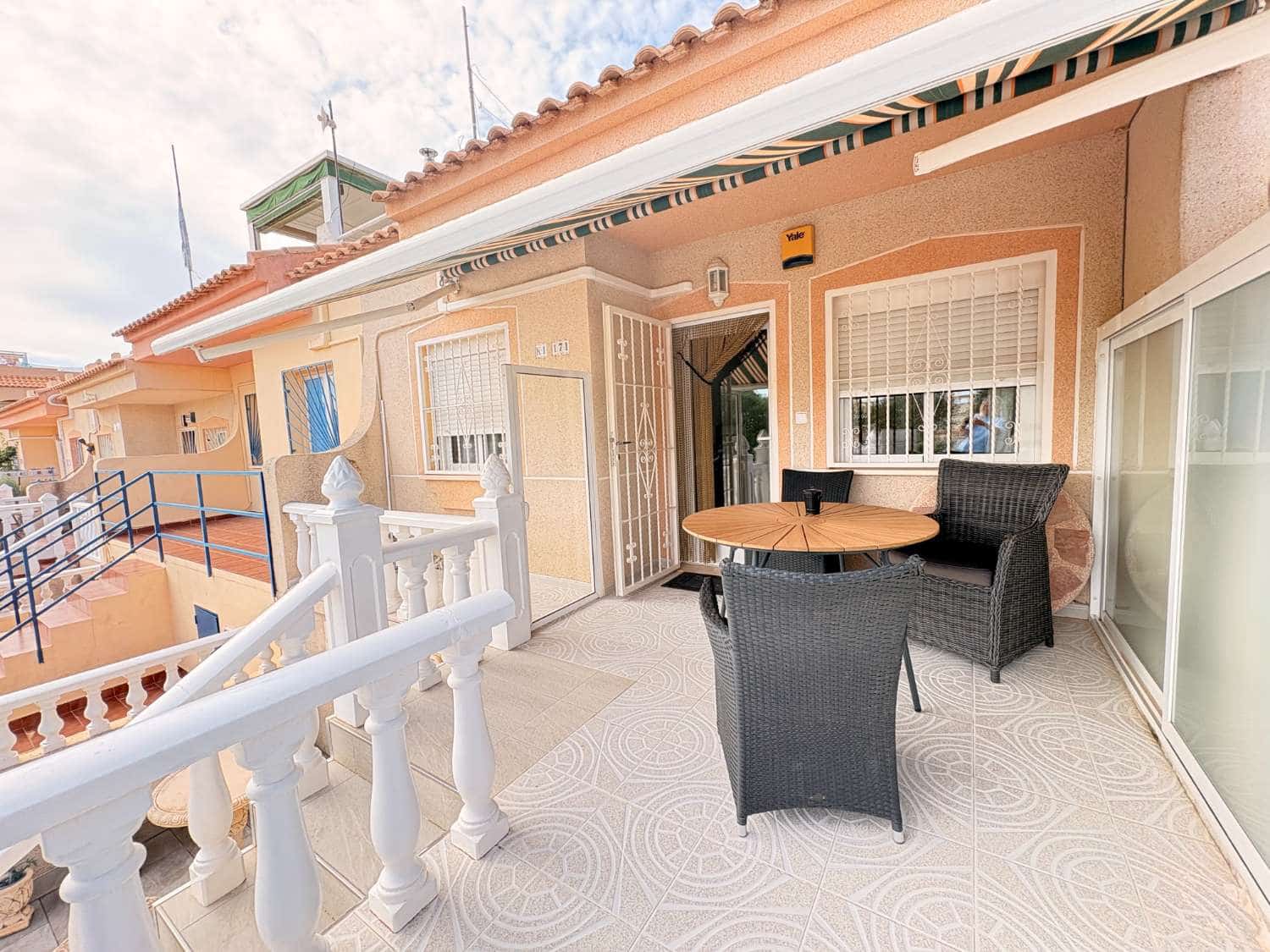2 bedroom Bungalow for sale in Orihuela with pool - € 185,000 (Ref: 10161029)