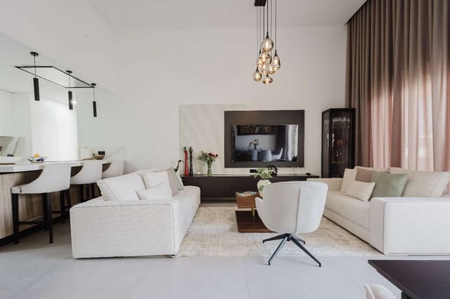 4 soverom Villa til salgs i Algorfa med svømmebasseng garasje - € 780 000 (Ref: 10164170)