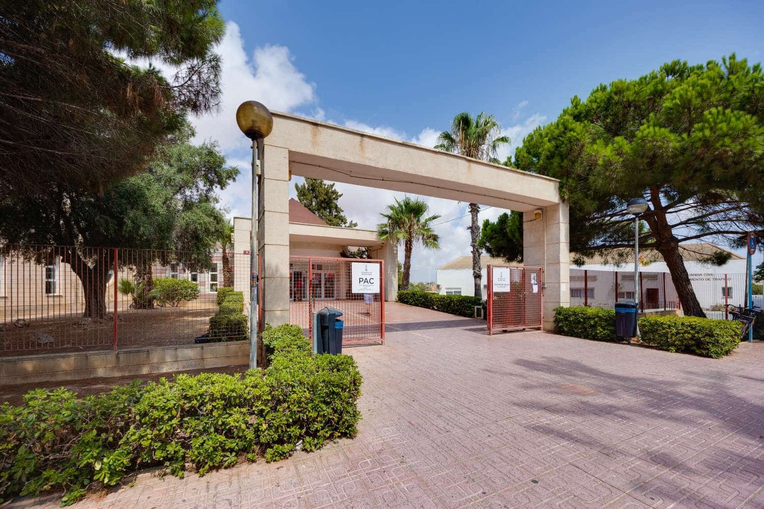 Apartamento Playa de 2 habitaciones en Torrevieja en venta - 139.500 € (Ref: 10164172)