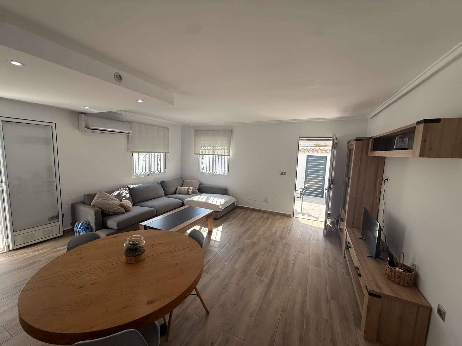 2 slaapkamer Bungalow te koop in Orihuela met zwembad - € 285.000 (Ref: 10180064)