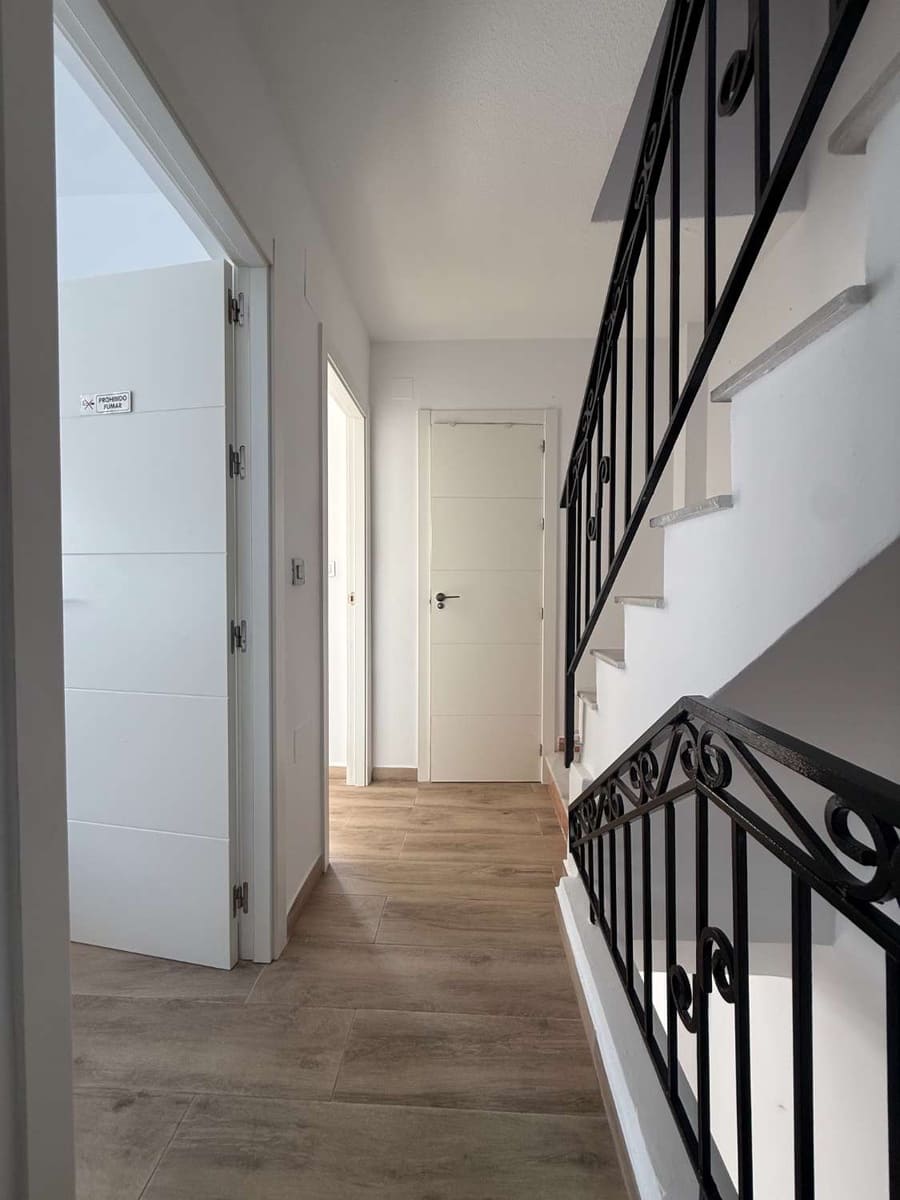 2 slaapkamer Bungalow te koop in Orihuela met zwembad - € 285.000 (Ref: 10180064)