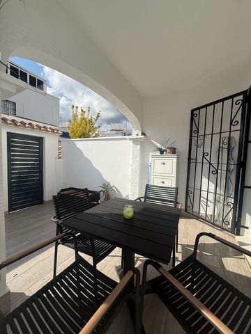 2 slaapkamer Bungalow te koop in Orihuela met zwembad - € 285.000 (Ref: 10180064)