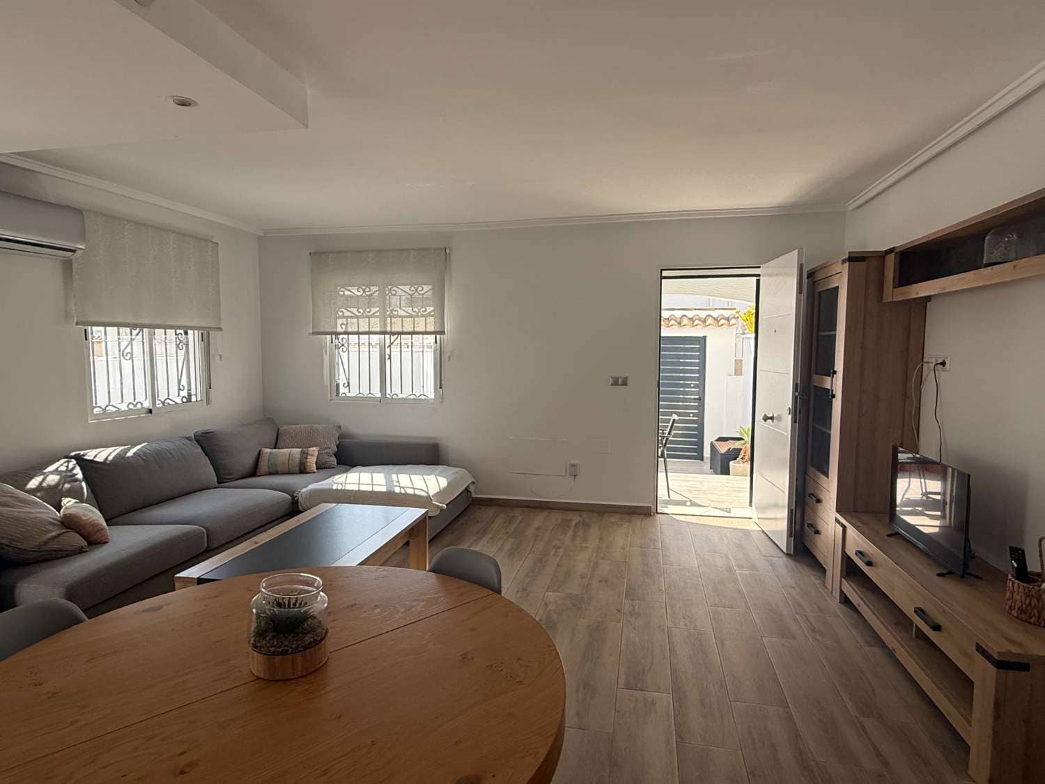 2 slaapkamer Bungalow te koop in Orihuela met zwembad - € 285.000 (Ref: 10180064)
