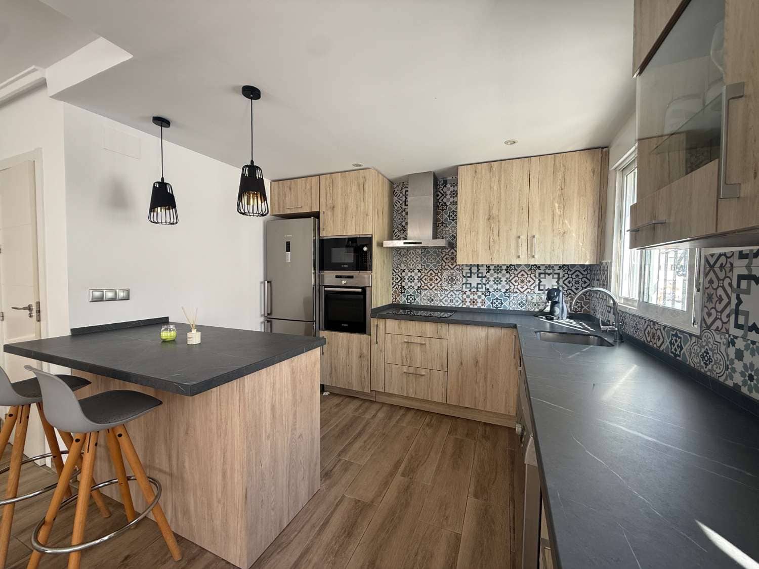 2 slaapkamer Bungalow te koop in Orihuela met zwembad - € 285.000 (Ref: 10180064)