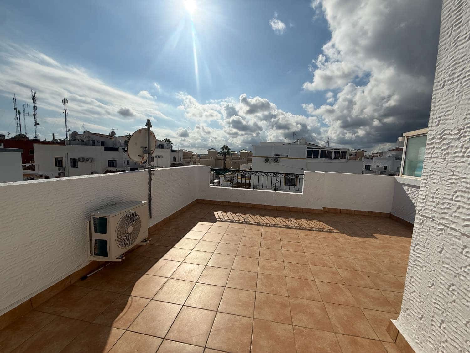 2 slaapkamer Bungalow te koop in Orihuela met zwembad - € 285.000 (Ref: 10180064)