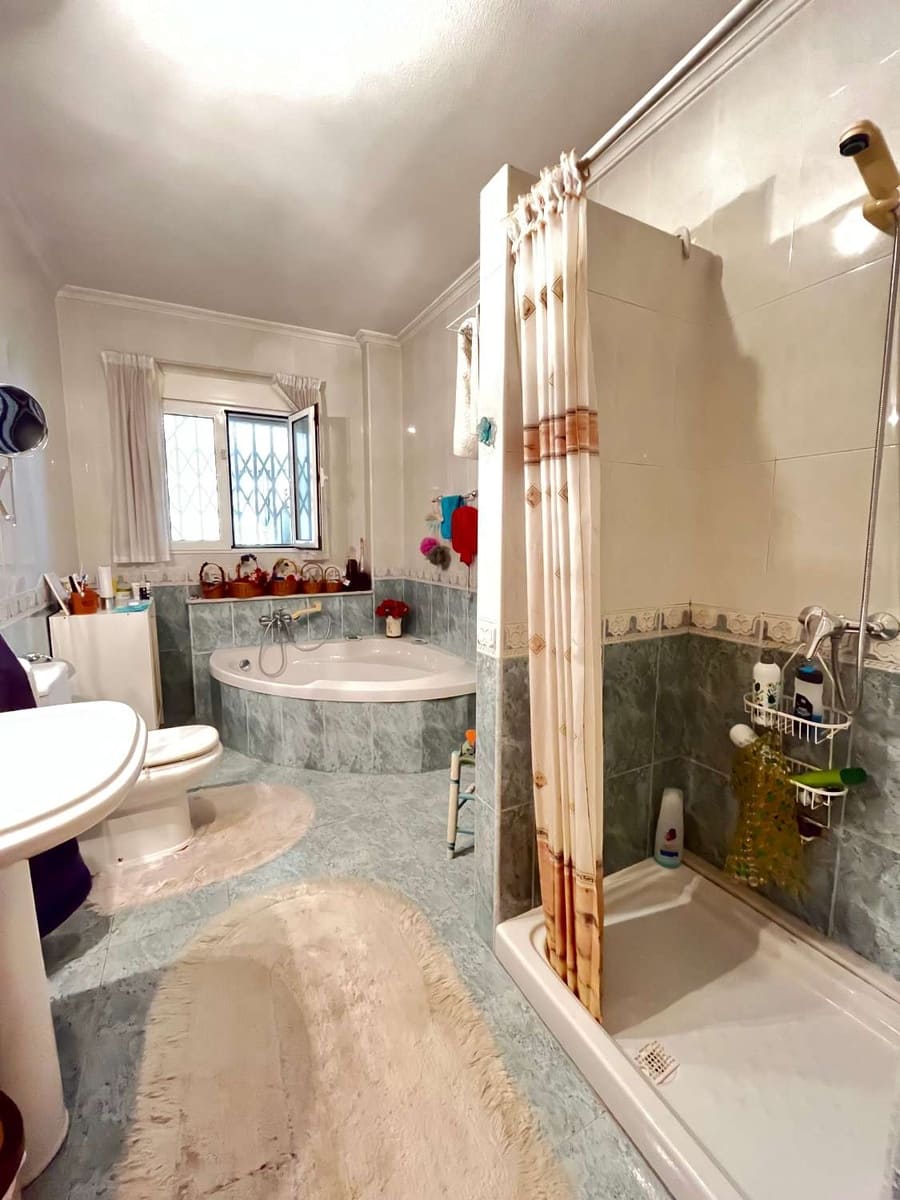 2 soveværelse Rækkehus til salg i San Miguel de Salinas - € 234.000 (Ref: 7689803)