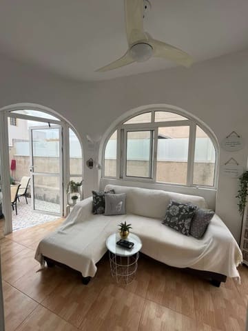 4 Zimmer Villa zu verkaufen in Orihuela mit Pool - 389.000 € (Ref: 7849190)