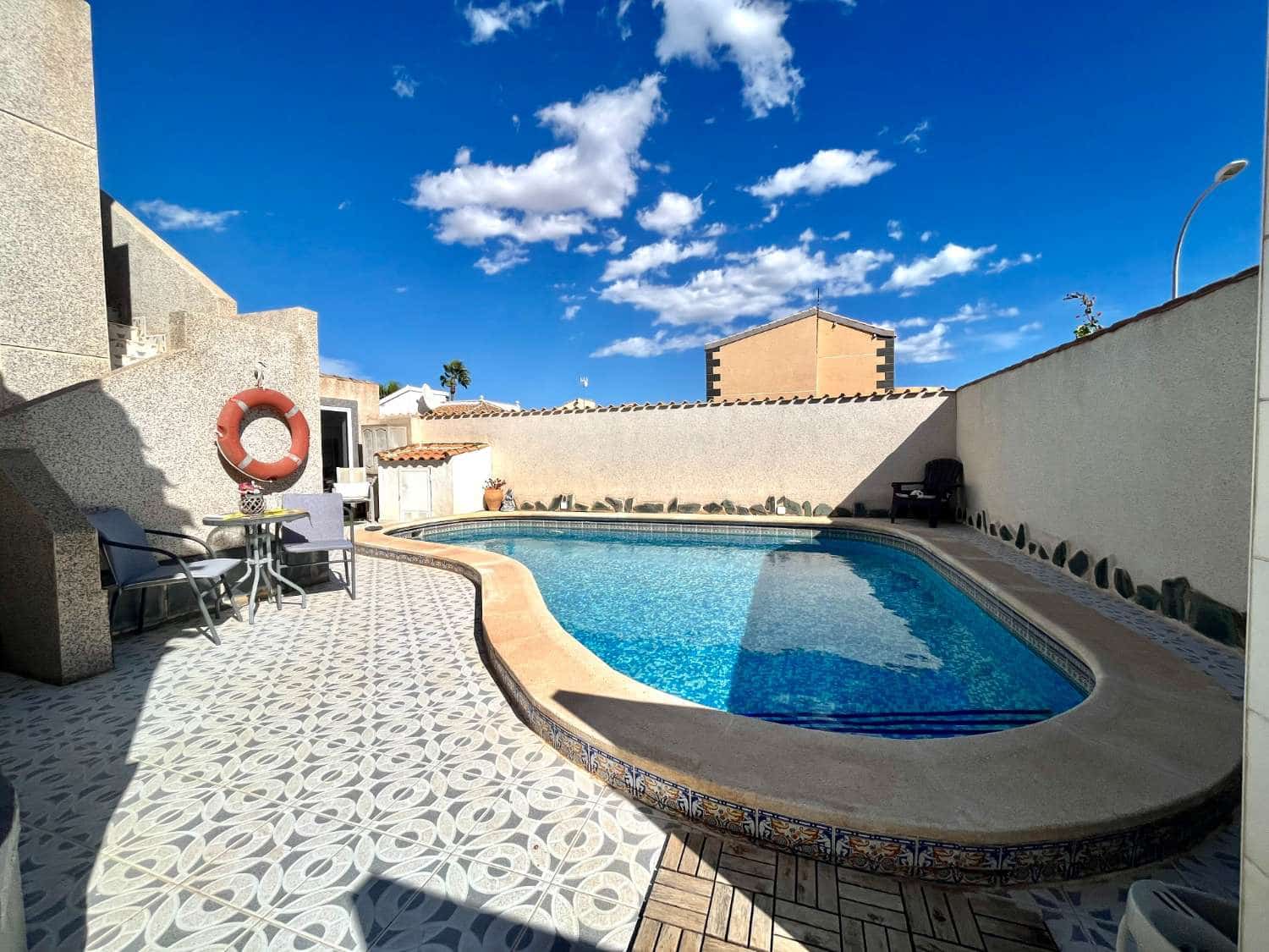 4 sovrum Villa till salu i Orihuela med pool - 389 000 € (Ref: 7849190)