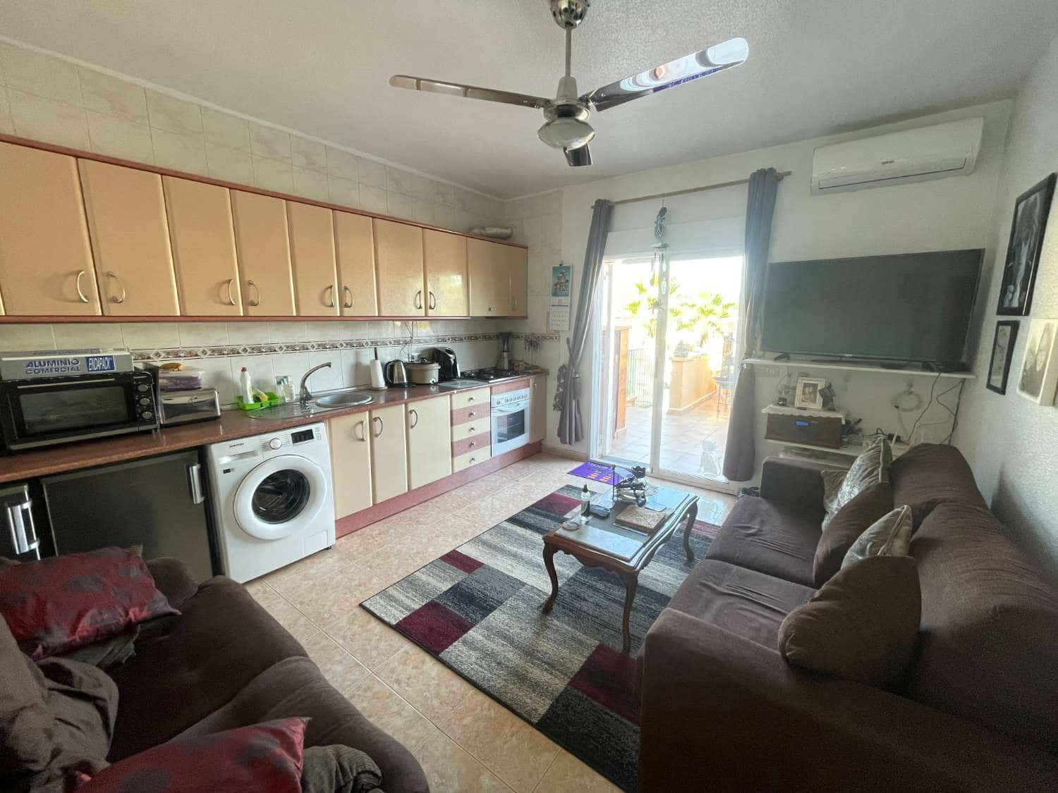 Commerciale in vendita in Torrevieja - 198.000 € (Rif: 7929544)