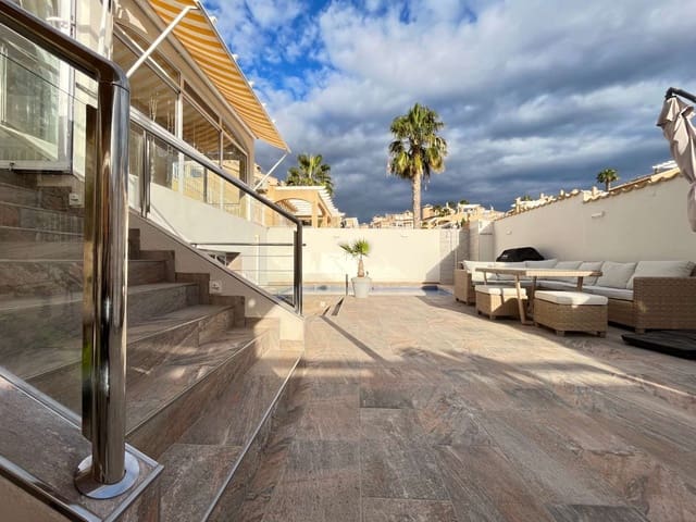 3 bedroom Villa for sale in Orihuela with pool - € 340,000 (Ref: 8103638)