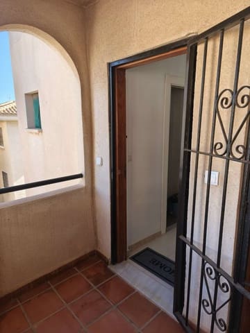 Penthouse til salgs i Orihuela - € 75 000 (Ref: 8286595)