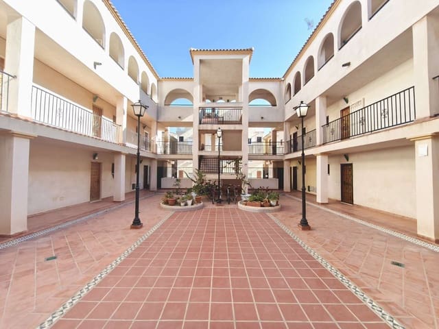 Penthouse til salgs i Orihuela - € 75 000 (Ref: 8286595)
