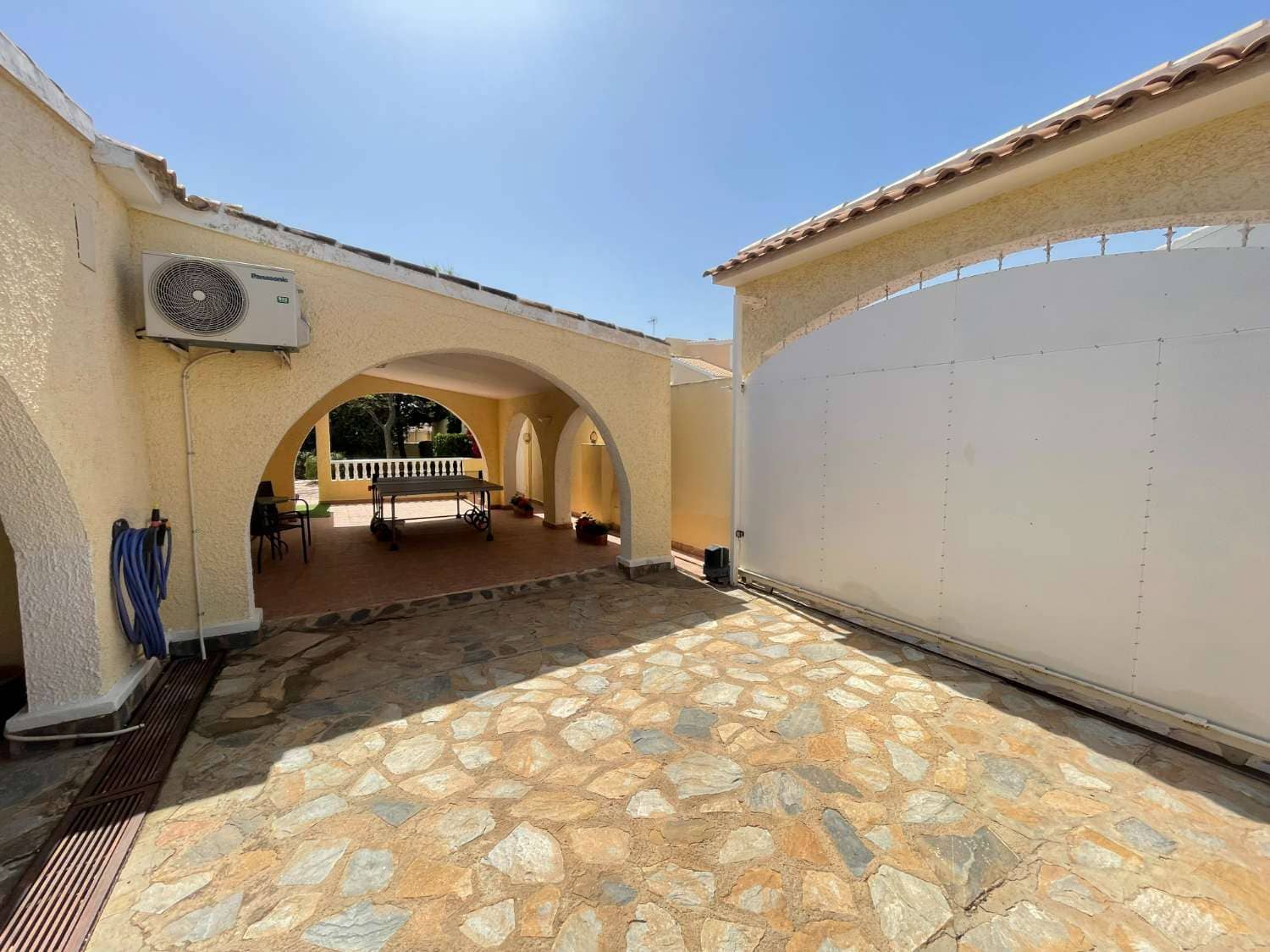 4 soveværelse Villa til salg i Orihuela med swimmingpool garage - € 499.000 (Ref: 8396450)