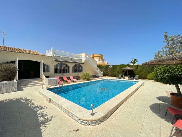 4 soveværelse Villa til salg i Orihuela med swimmingpool garage - € 499.000 (Ref: 8396450)