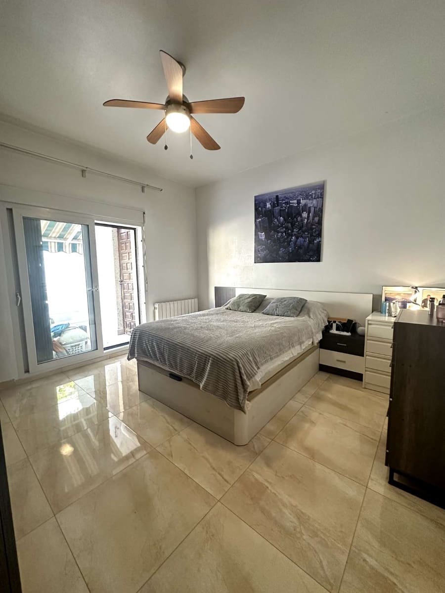 2 soveværelse Rækkehus til salg i Orihuela med swimmingpool - € 249.900 (Ref: 8421178)